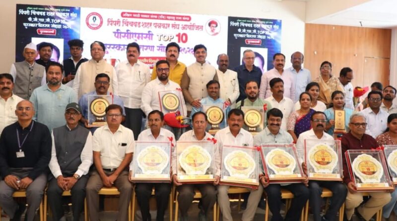 पत्रकारिता संपली तर समाज संपेल – ज्येष्ठ राजकीय विश्लेषक हेमंत देसाई