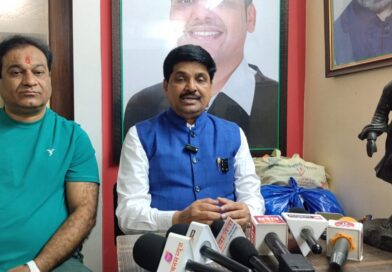  भारतीय जनता पार्टी पिंपरी चिंचवड शहर,राष्ट्रीय श्रमिक आघाडी आणि संत तुकाराम नगर सहकारी गृहरचना संस्था मर्यादितच्या वतीने भव्य तिरंगा रॅलीत कामगारनेते यशवंतभाऊ भोसले यांचे नागरिकांना सहभागी होण्याचे आवाहन