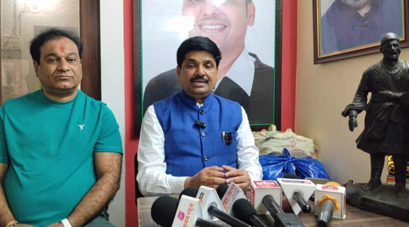  भारतीय जनता पार्टी पिंपरी चिंचवड शहर,राष्ट्रीय श्रमिक आघाडी आणि संत तुकाराम नगर सहकारी गृहरचना संस्था मर्यादितच्या वतीने भव्य तिरंगा रॅलीत कामगारनेते यशवंतभाऊ भोसले यांचे नागरिकांना सहभागी होण्याचे आवाहन