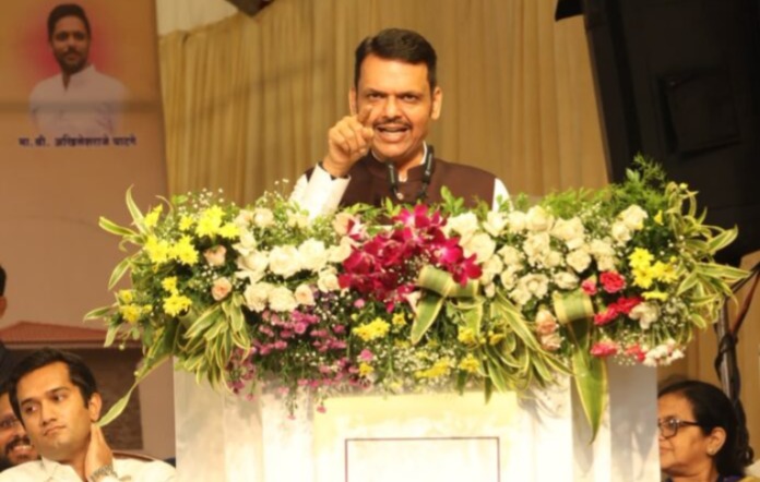लवकरच राज्यातील सर्व शेतकऱ्यांना दिवसा मोफत वीज; थकबाकी नसल्याचे प्रमाणपत्रही देण्यात येणार – मुख्यमंत्री देवेंद्र फडणवीस