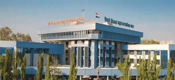 शहरात खड्डे बुजविण्याची मोहीम युद्धपातळीवर सुरू; २,१६४ तक्रारींपैकी १,६०९ खड्डे बुजविले