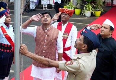 ८०व्या स्वातंत्र्य दिनानिमित्त राष्ट्रविकासाची शपथ!महापौर रवि लांडगे यांच्या हस्ते महापालिका मुख्यालयात ध्वजारोहण; ‘स्वागतम ई-प्रवेश’ प्रणाली व सीएसआर पोर्टलचे उद्घाटन….
