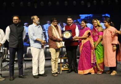 अशोक सराफ यांनी मराठी सिनेमाला वेगळी उंची दिली – मुख्यमंत्री देवेंद्र फडणवीस