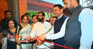 अण्णा भाऊंच्या नावाचे नाट्यगृह त्यांचा विचार आणि साहित्य पुढील पिढ्यांपर्यंत पोहोचविणारे केंद्र ठरेल – मुख्यमंत्री देवेंद्र फडणवीस