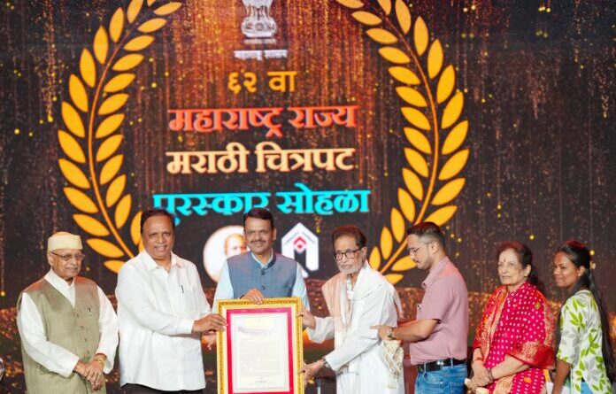 मराठी चित्रपटांसाठी अधिकाधिक चित्रपटगृहे उपलब्ध करून देण्यात येणार – मुख्यमंत्री देवेंद्र फडणवीस