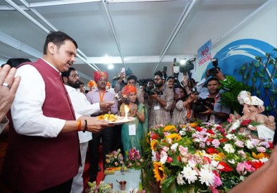 आंतरराष्ट्रीय पर्यटकांचा गणेश विसर्जन सोहळ्यामध्ये उत्साहाने सहभाग – मुख्यमंत्री देवेंद्र फडणवीस