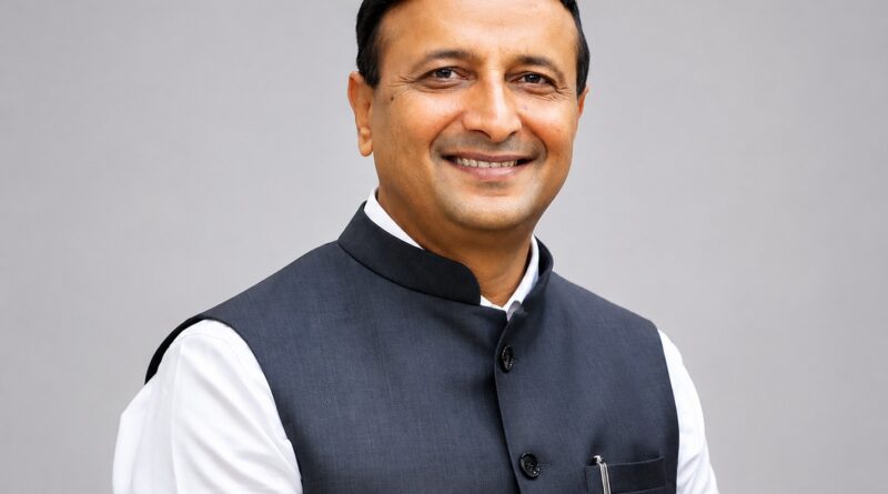 पर्यावरणपूरक गणेशोत्सवासाठी नागरिकांनी पुढाकार घ्यावा : आयुक्त डॉ. विजय सूर्यवंशी