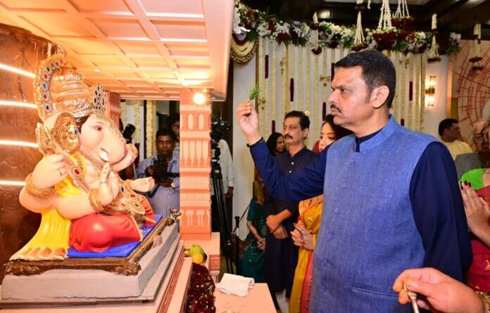 पर्यावरणपूरक आणि पारंपरिक पद्धतीने गणेशोत्सव साजरा करा – मुख्यमंत्री देवेंद्र फडणवीस यांचे आवाहन