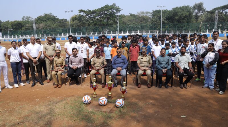 दिशा उपक्रमांतर्गत स्ट्रीट फुटबॉल स्पर्धेचे आयोजन; बी बी एम एफ सी संघाचा विजेतेपदावर कब्जा