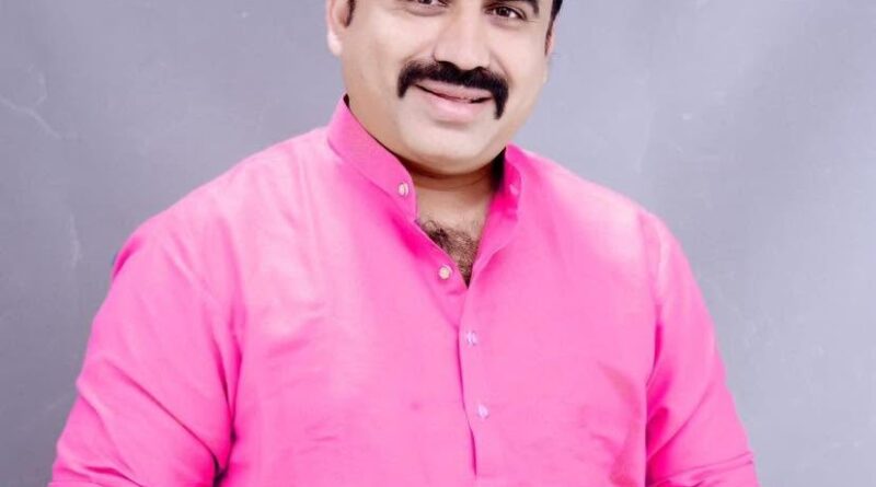‘खड्ड्यांत शहर, मग सायकल स्पर्धेसाठी कोट्यवधींची उधळपट्टी कशासाठी?’ महापालिकेने पुणे ग्रॅंड टूरसाठी निधी देऊ नये; खर्च राज्य शासनाने करावा — संदीप वाघेरे