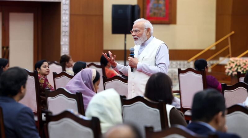 महिला व बालविकास क्षेत्रातील प्राधान्यक्रमांवर प्रधानमंत्री नरेंद्र मोदी यांचे मार्गदर्शन