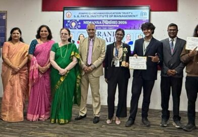 व्यावसायिकांनी विश्लेषणात्मक दृष्टिकोन विकसित करावा – डॉ. कीर्ती धारवाडकर 
