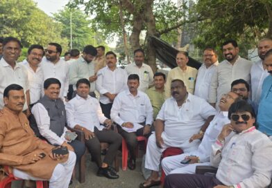 पुणे पदवीधर-शिक्षक मतदारसंघाच्या मतदानानंतर भाजप नेत्यांनी आणि कार्यकर्त्यांनी घेतला विसावा!