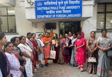 जिल्हा परिषद शाळेच्या वर्गातून जगाच्या भाषांची खिडकी खुली …!!