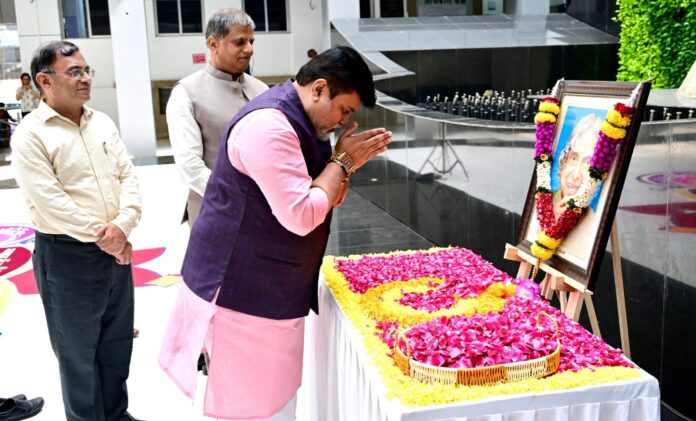 वाचन प्रेरणा दिन वर्षभर साजरा व्हावा – मंत्री डॉ. उदय सामंत